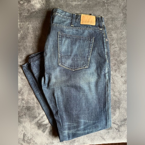 Old Navy Men’s Slim Jeans - Size 38 x 30 - Picture 2 of 5